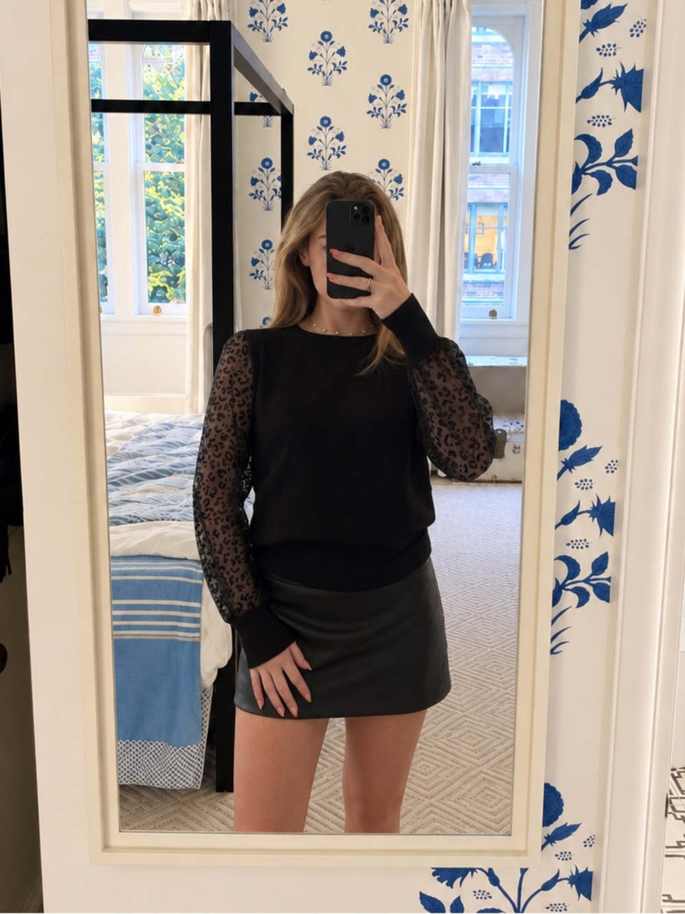 NWOT Sioni Puff Sleeve Sweater
